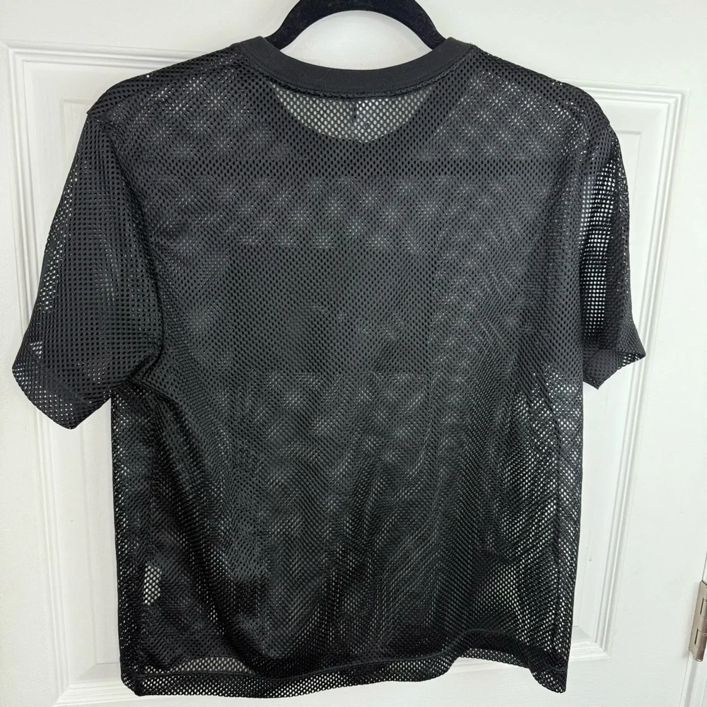 Nike Black Mesh Short Sleeve Tee Medium